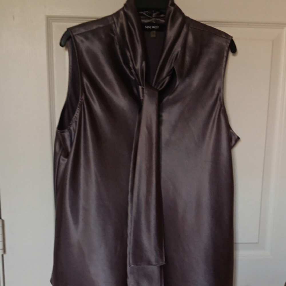 Nine West Women's Gray Sateen Sleeveless Top.XL